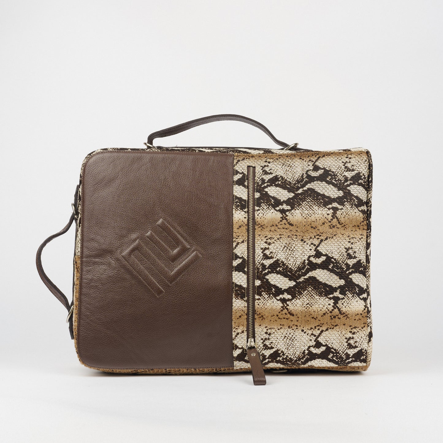 Mochila marron – animal print tipo piton