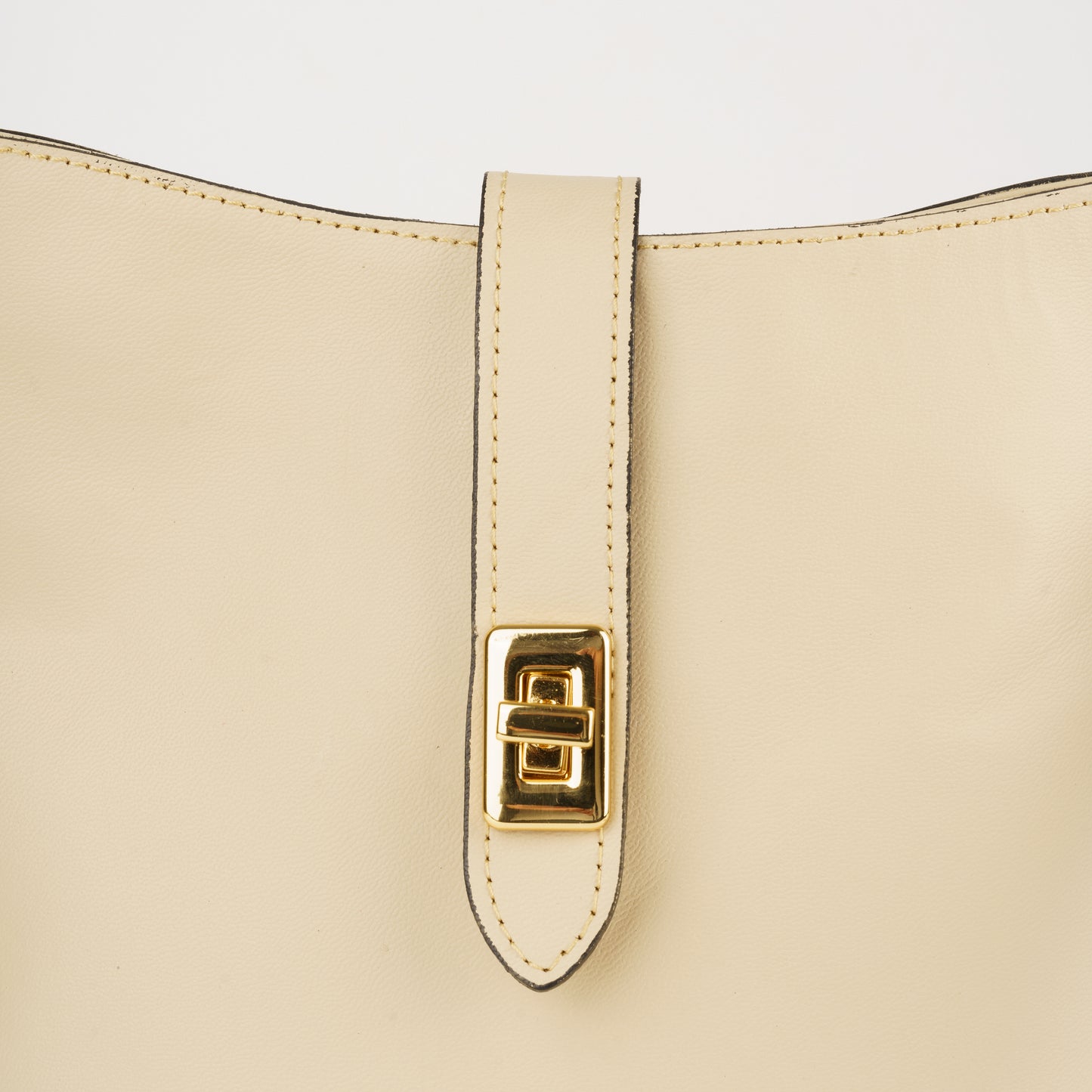 Mala off white