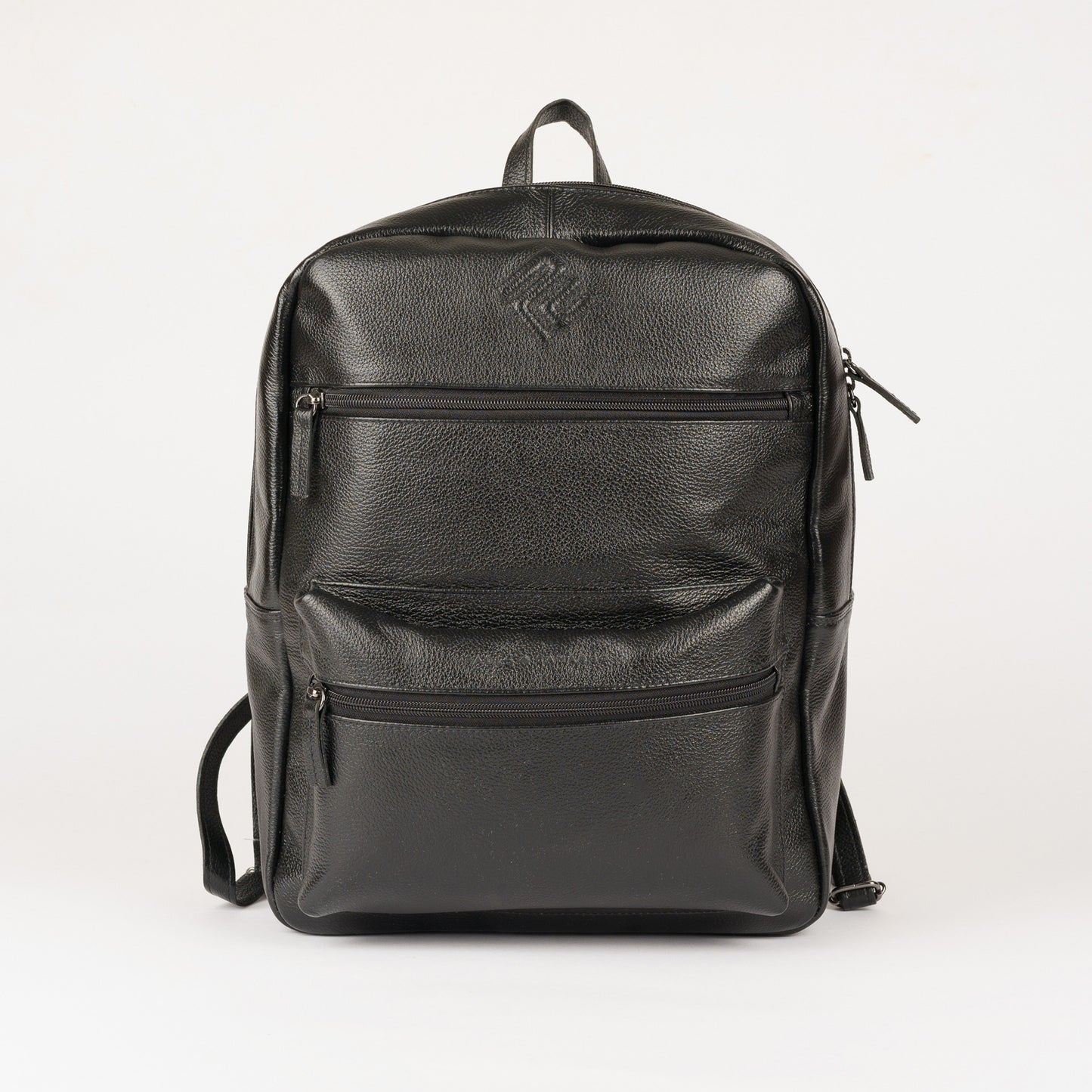 Mochila em pele preta