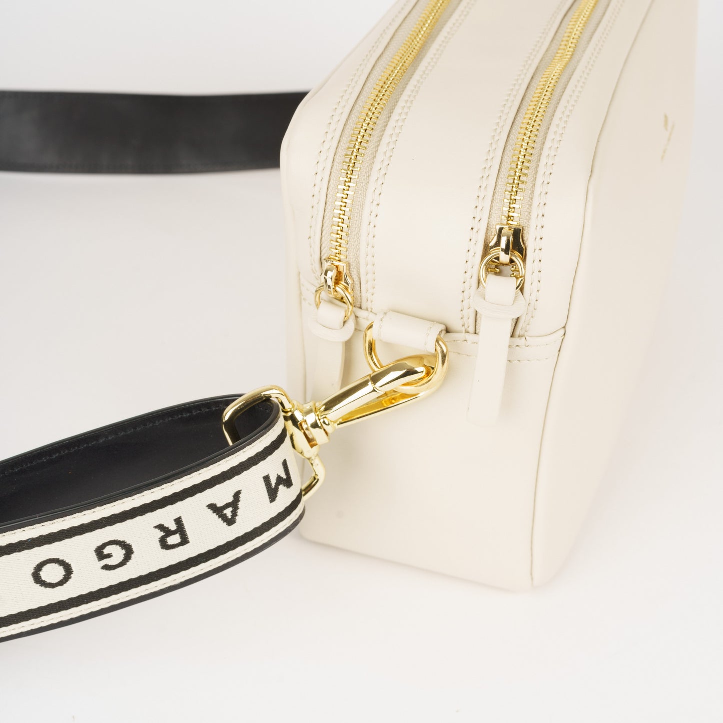 Mala em pele off white